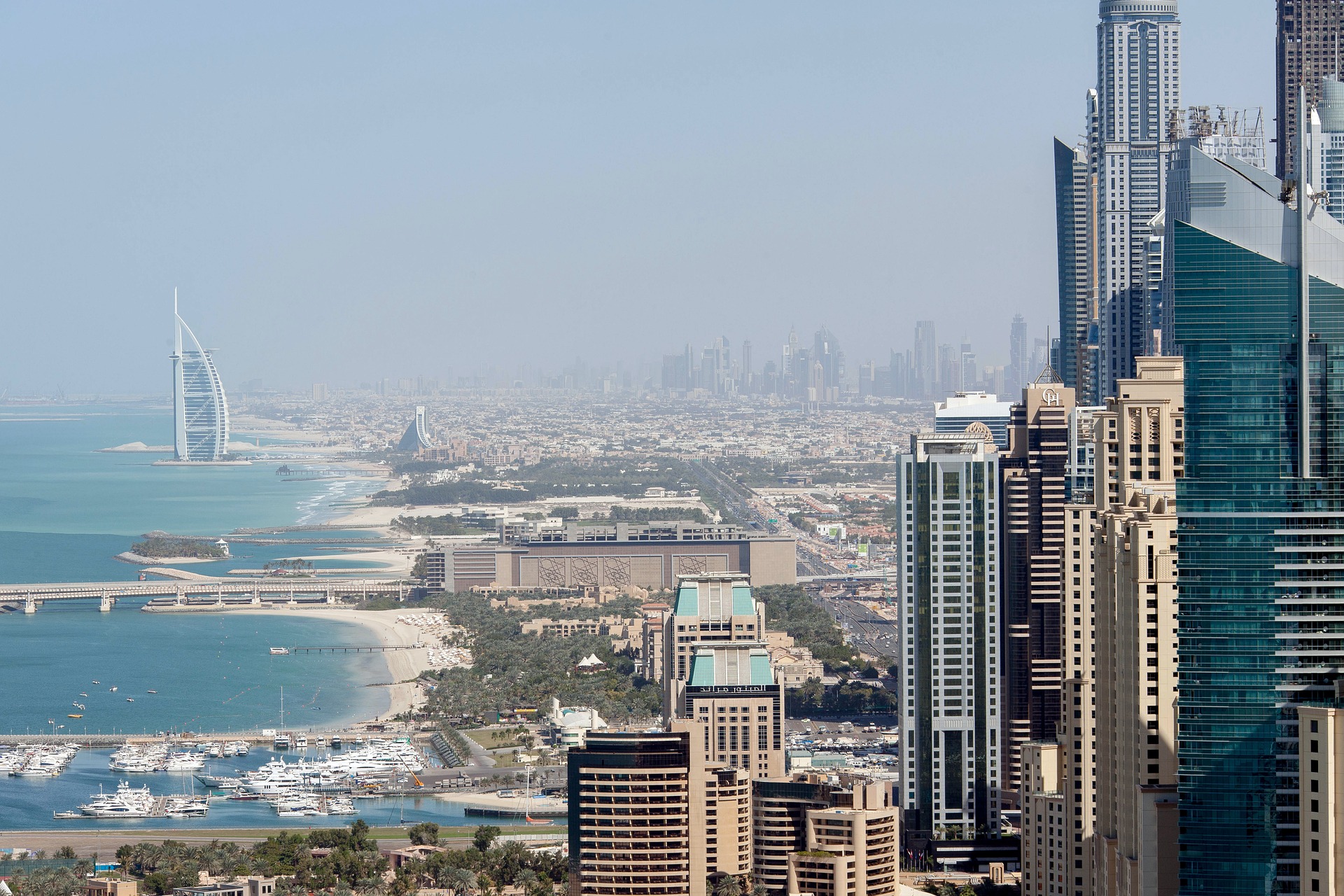 5_benefits_of_buying_property_in_Dubai